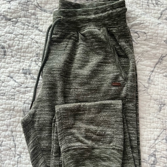 Roots Green Joggers - Picture 2 of 3